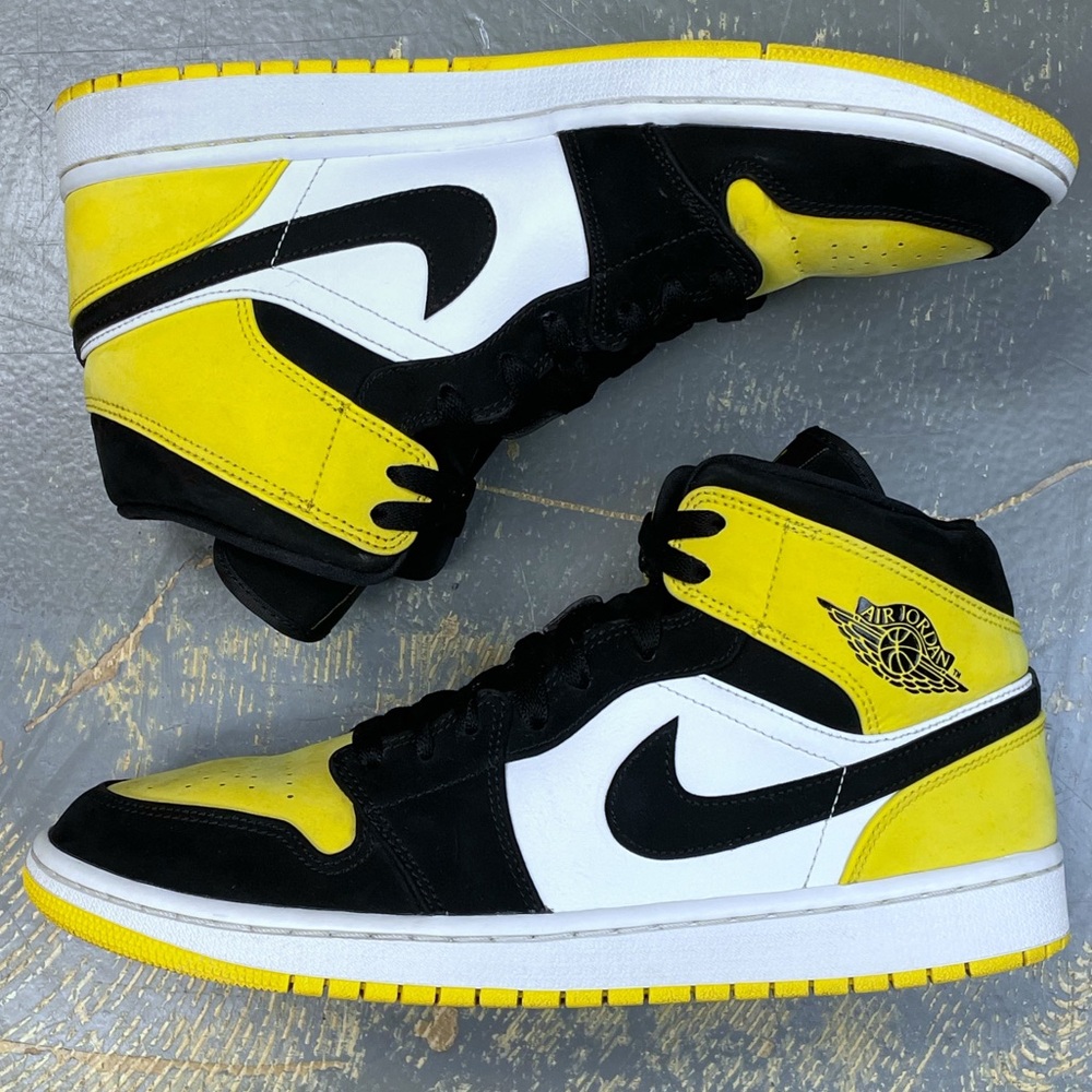 Nike Jordan 1 Mid SE Lakers 852542-071 Yellow Toe 10.5 - Picture 1 of 10